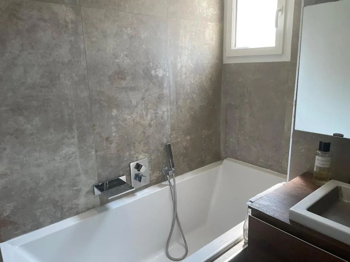 Luxury Apartment 马赛